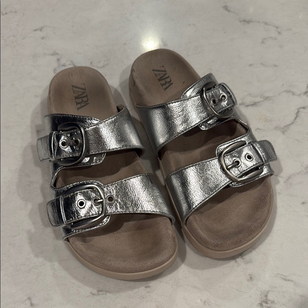 Zara Women’s Metallic Silver Buckle Sandals